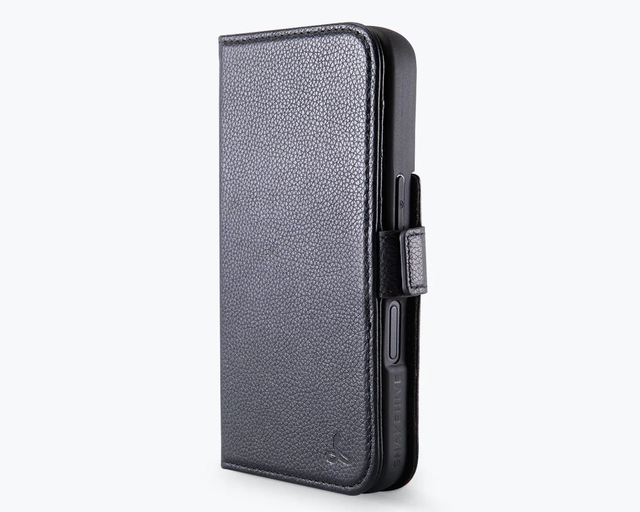 Apple iPhone 16 - Metro Leather Wallet Case