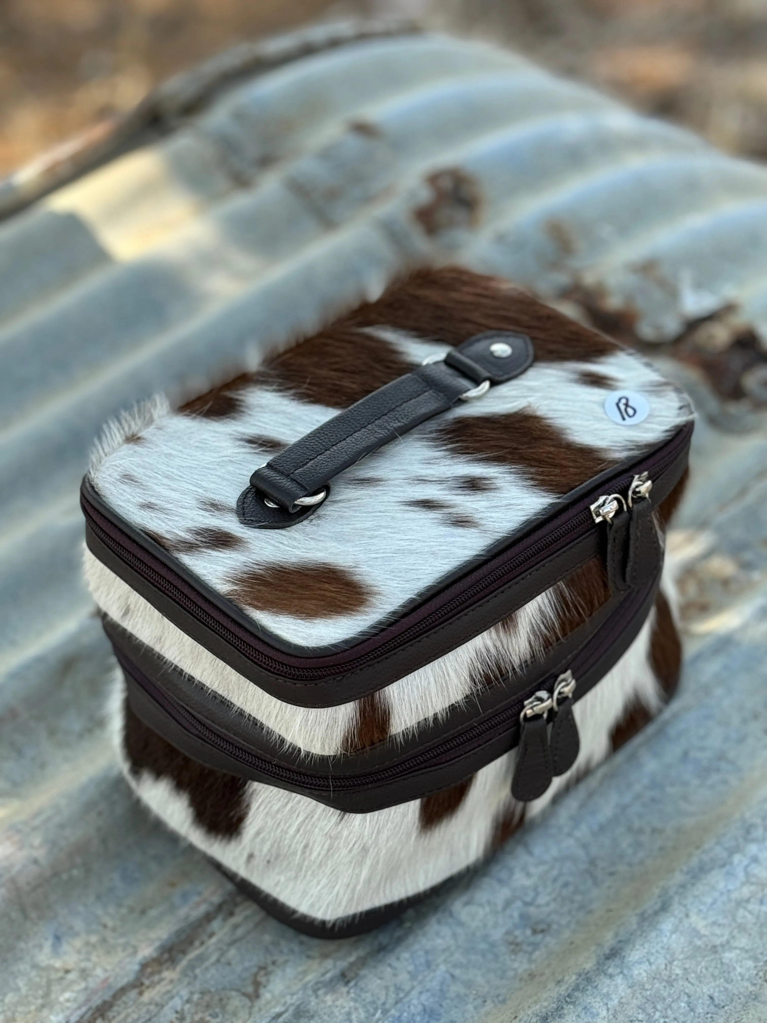 Cowhide Beauty Case #018 Brown