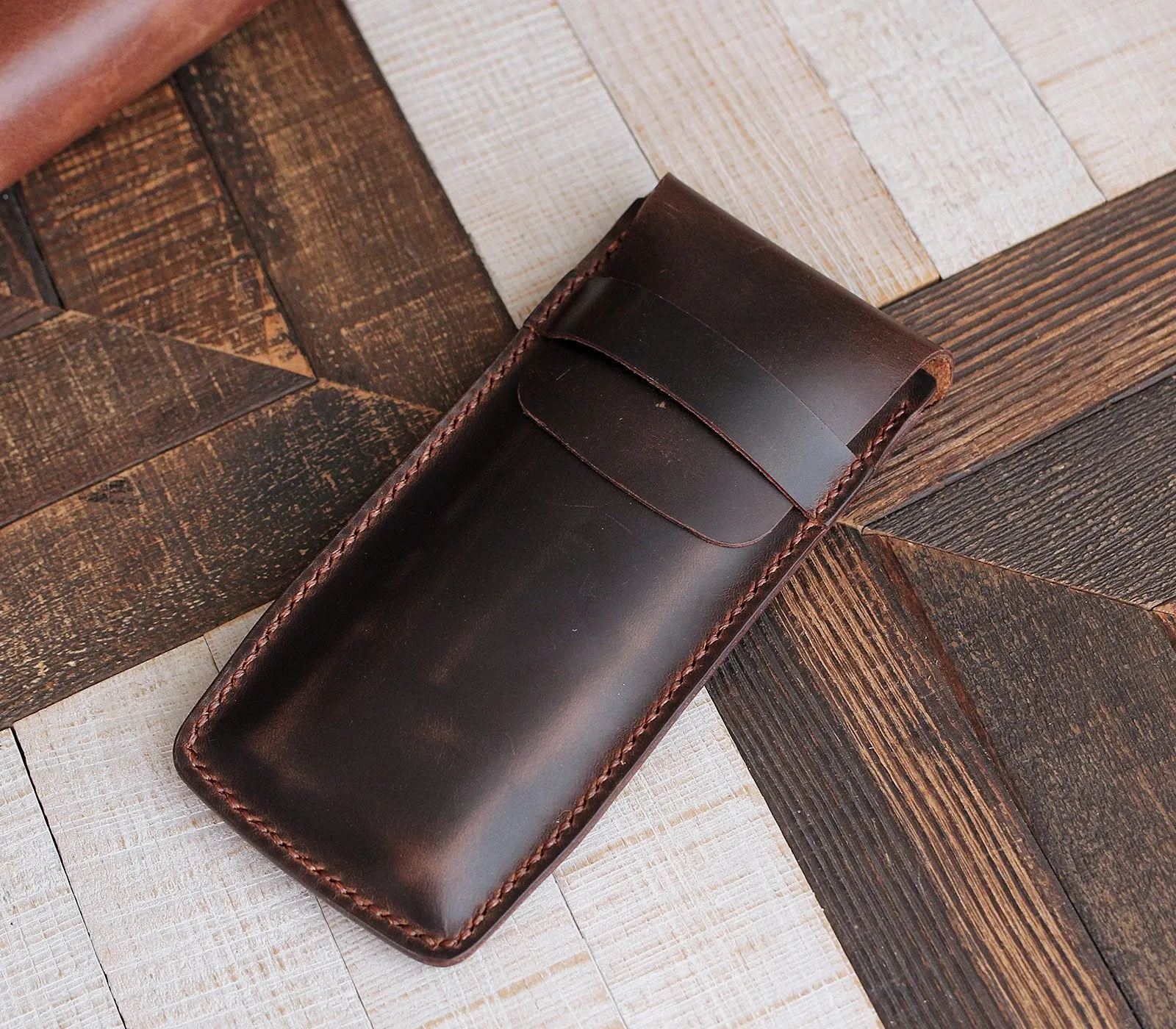 Handmade Flap Covered Leather Watch Case