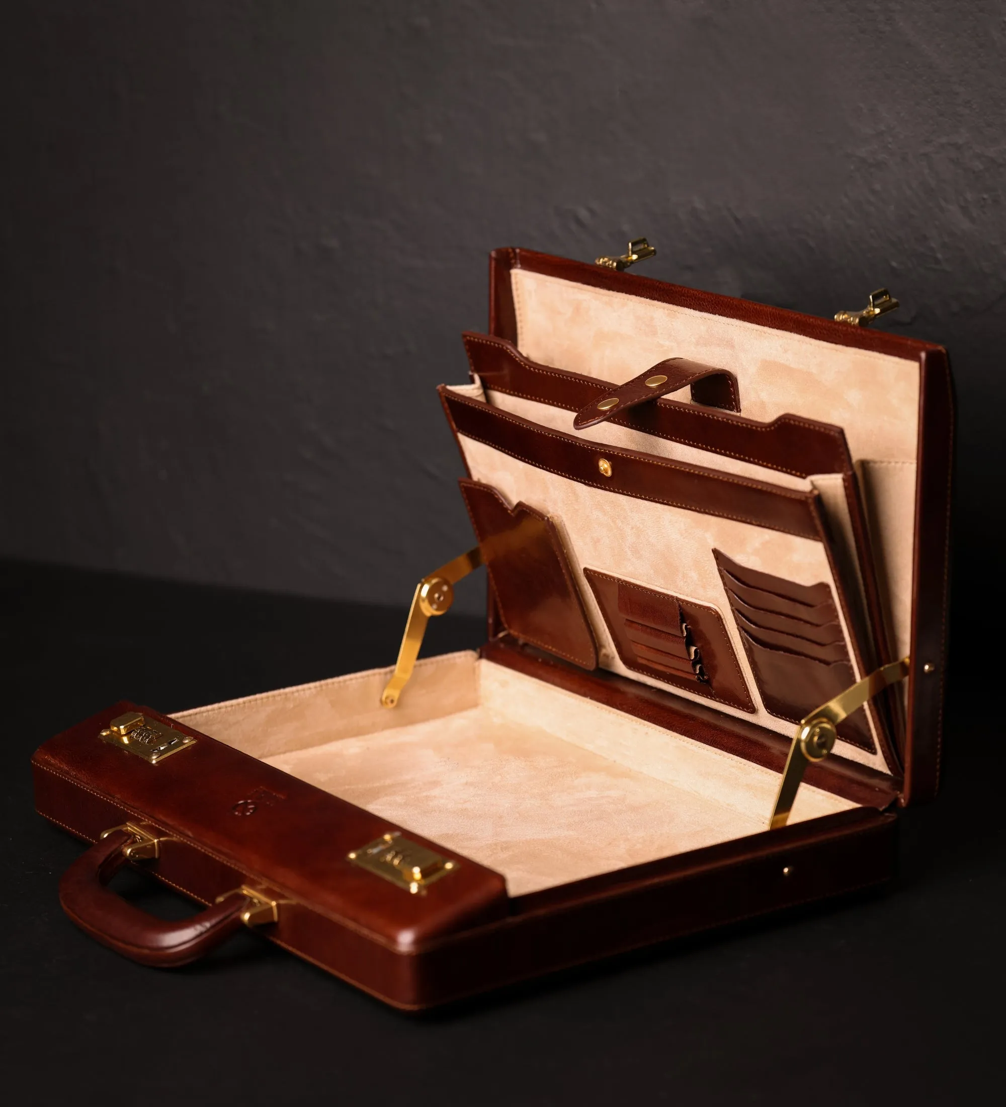 Leather Attaché Case Briefcase - Vendetta