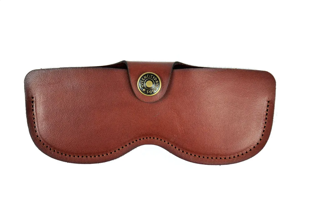 Leather Glasses Sleeve in Chestnut