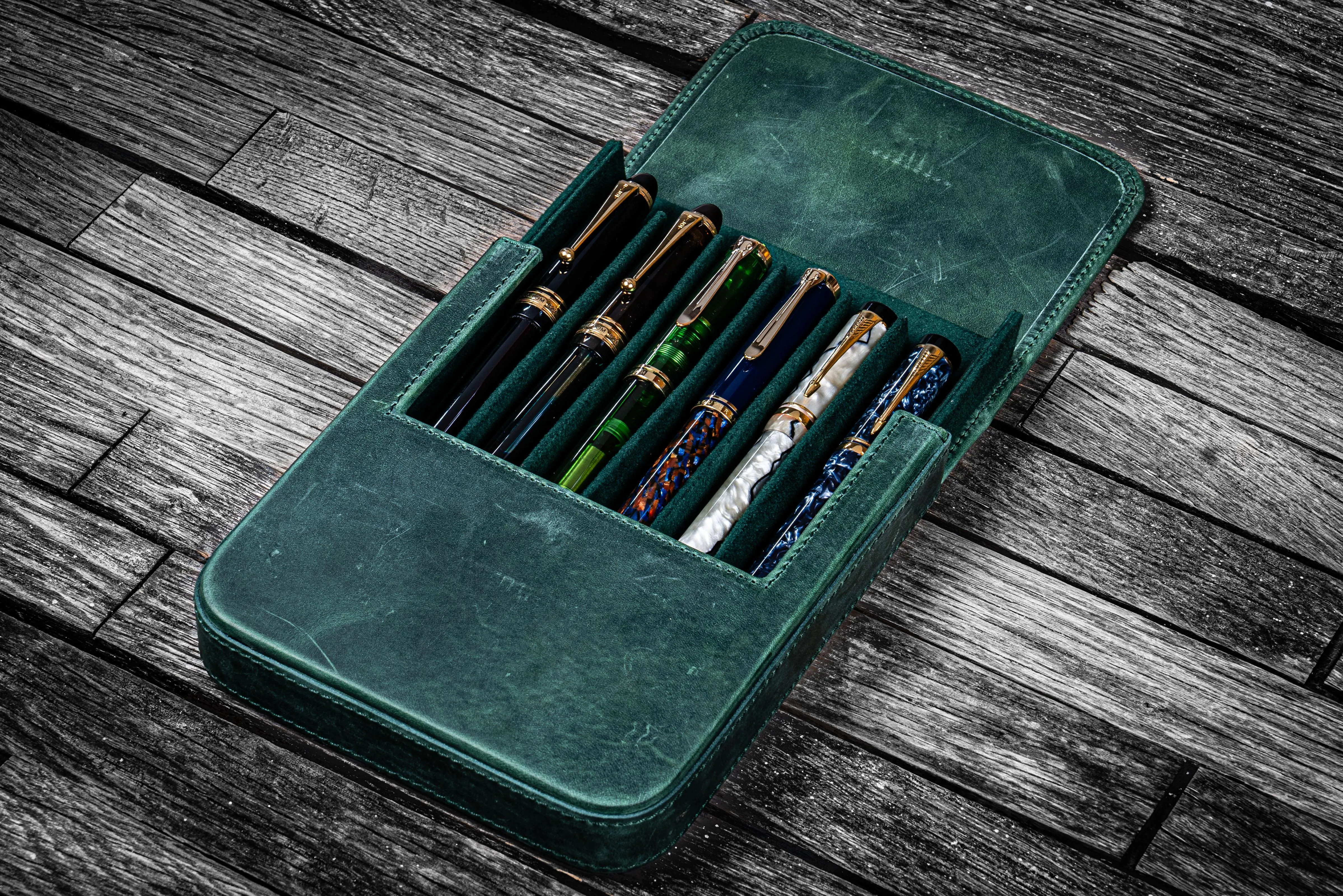 Leather Magnum Opus 6 Slots Hard Pen Case with Removable Pen Tray - Crazy Horse Forest Green