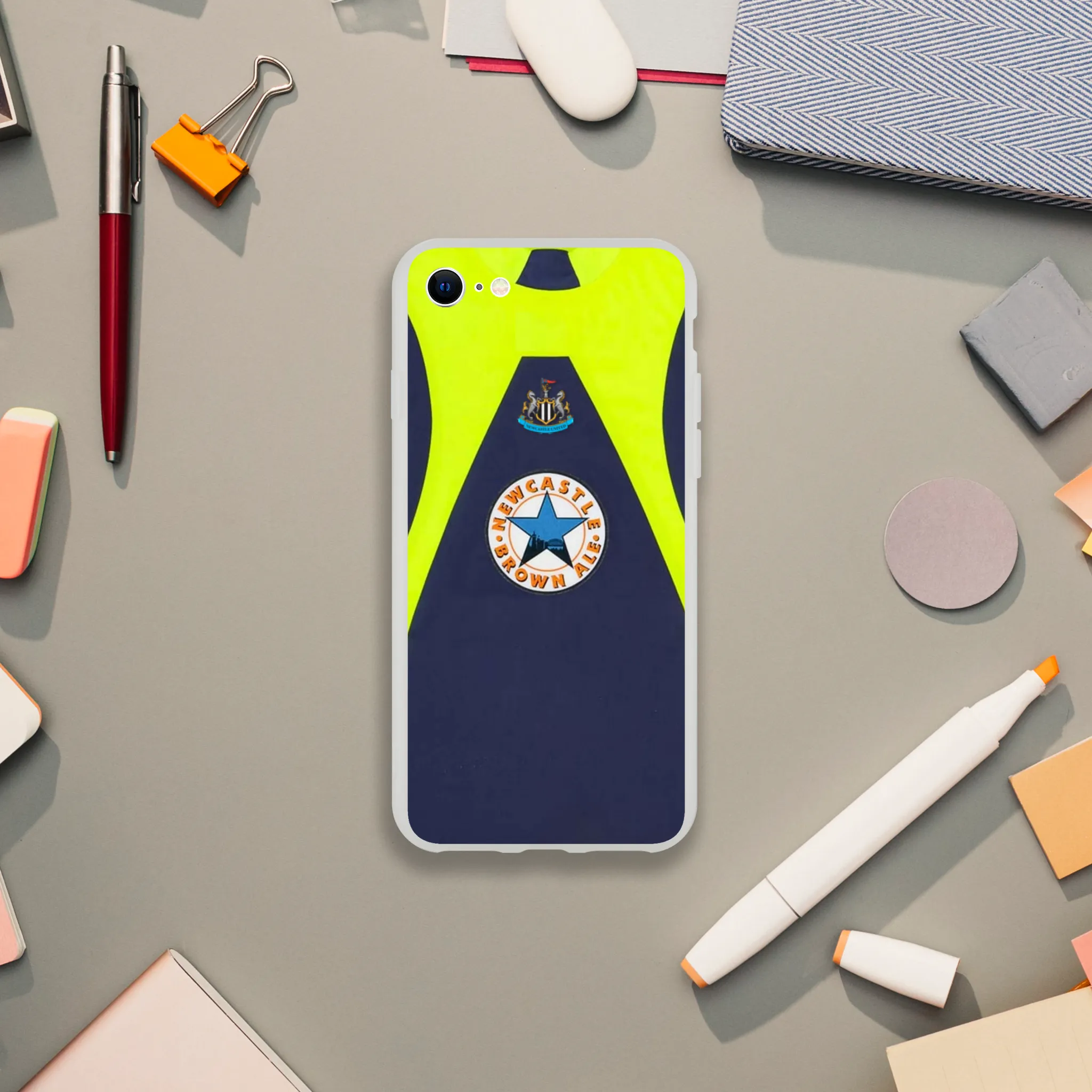 Newcastle United Retro GK Kit 98-99 - Phone Case