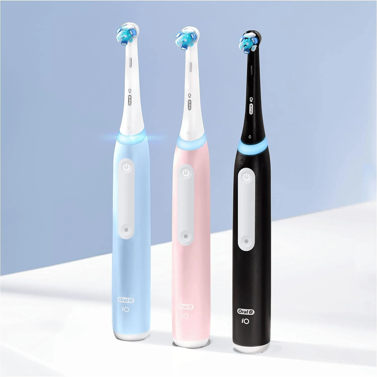 Oral-B iO3 Ice Blue Electric Toothbrush, 1 Toothbrush Head, 1 Travel Case, Designed by Braun