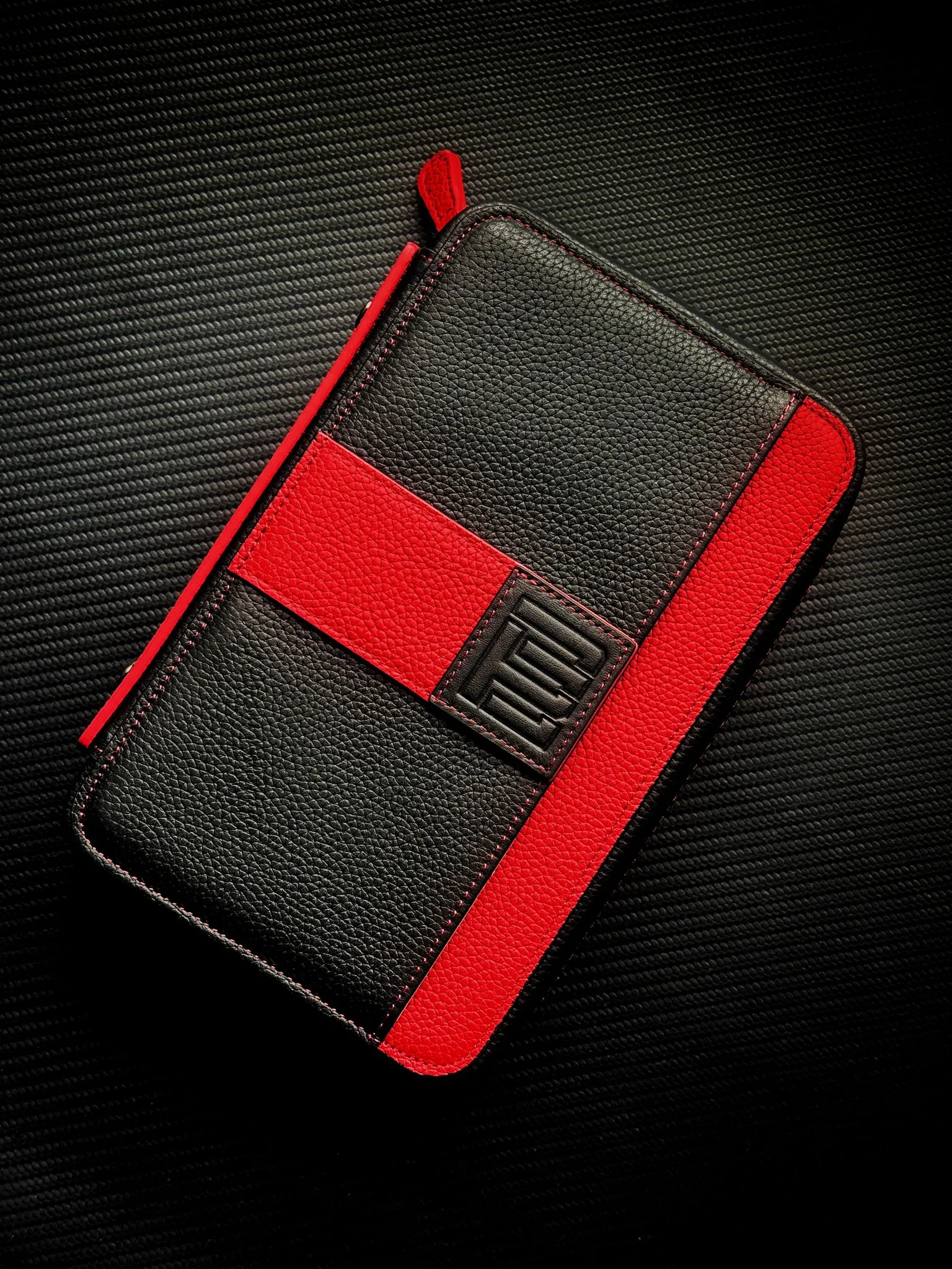 Project Carbon Cigar Case Black Red Leather (2024 VERSION)