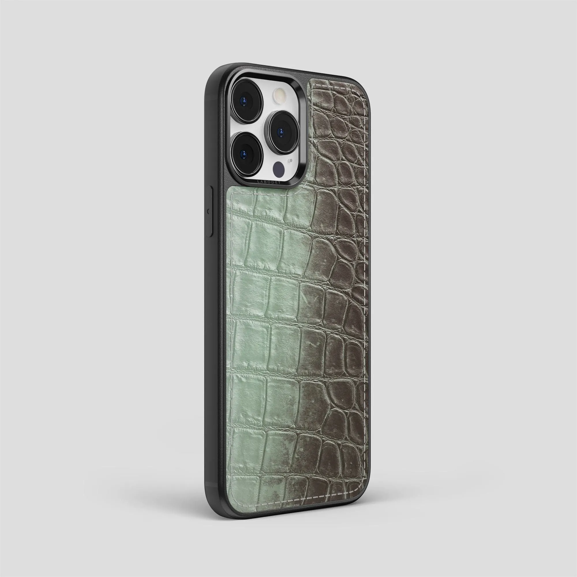 Sport Case For iPhone 15 Pro Max In Himalayan Crocodile