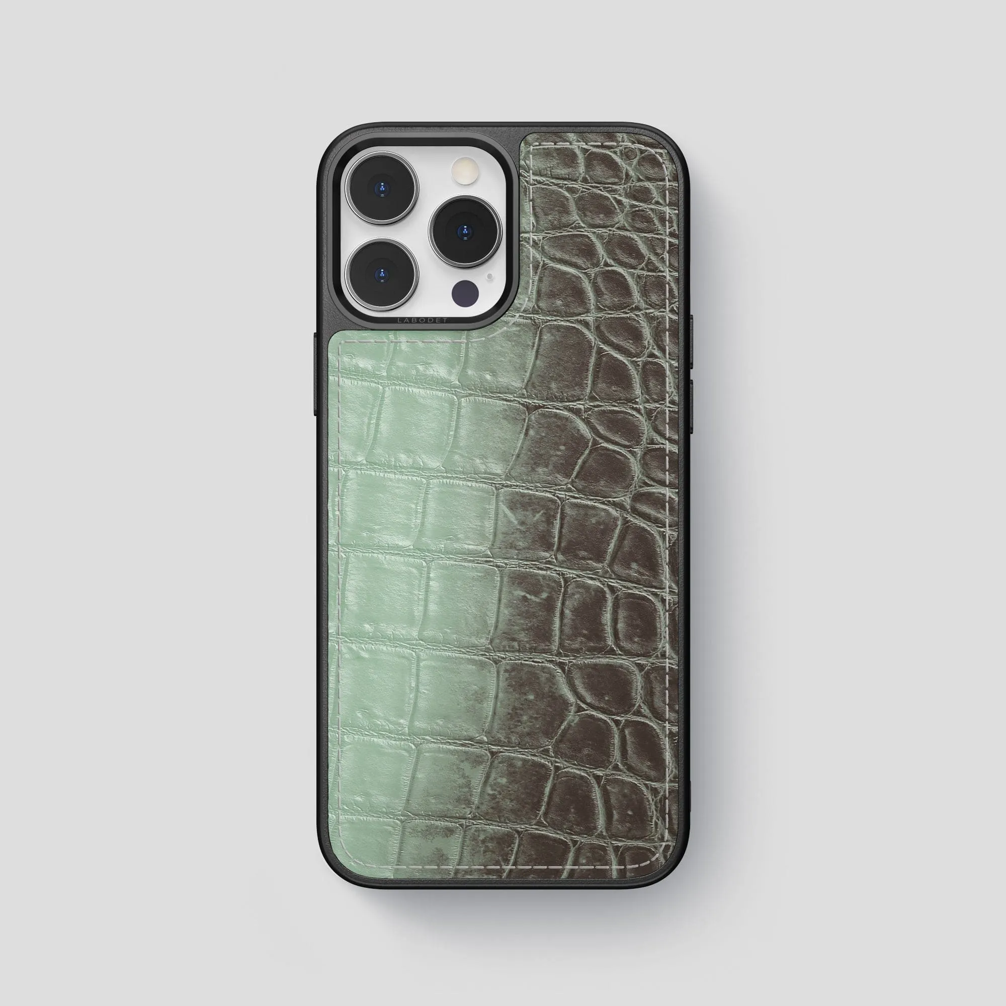 Sport Case For iPhone 15 Pro Max In Himalayan Crocodile