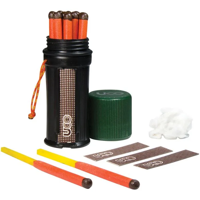 UCO Titan Stormproof Match Kit