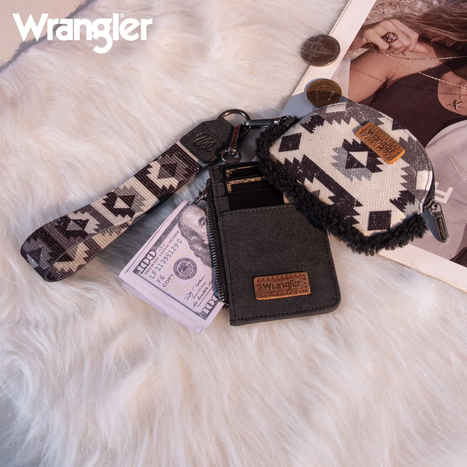 WG166-W0051  Wrangler Sherpa Southwestern Art Print Dual Pouch Wristlet -Black