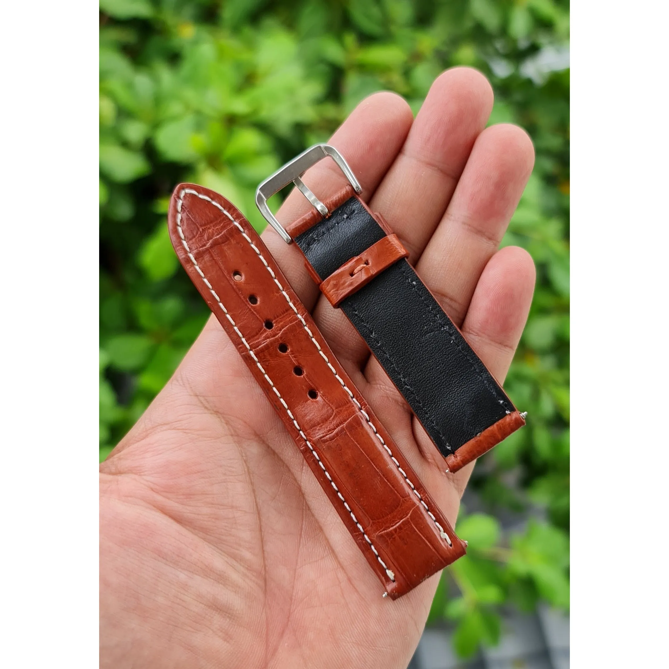 White Stitching Light Brown Alligator Leather Watch Band DH-76